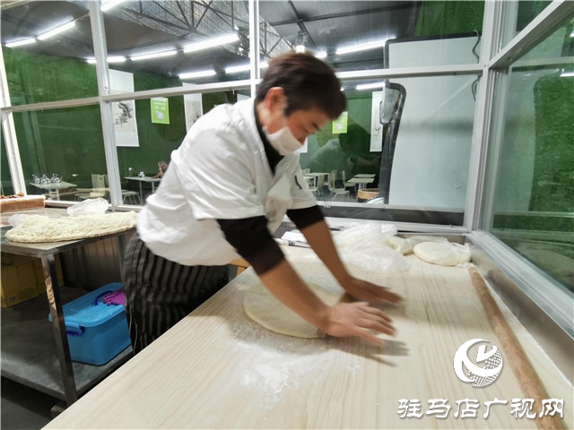 老駐馬店人懷念的“朱氏蒜汁”撈面 5月1日快樂(lè)回歸