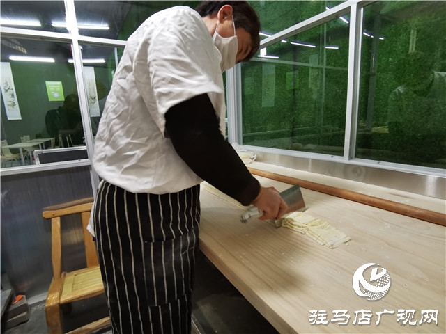 老駐馬店人懷念的“朱氏蒜汁”撈面 5月1日快樂(lè)回歸