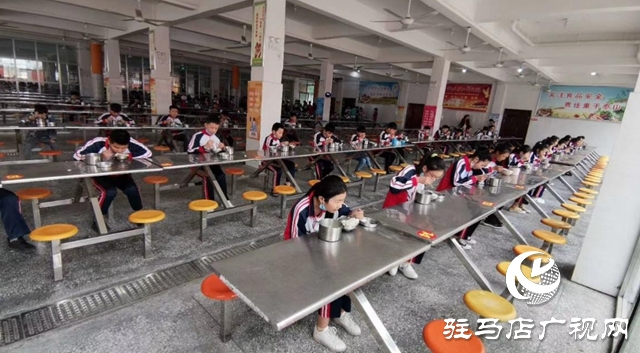 文明健康，有你有我， 平輿縣教育系統(tǒng)傳播文明新風(fēng)