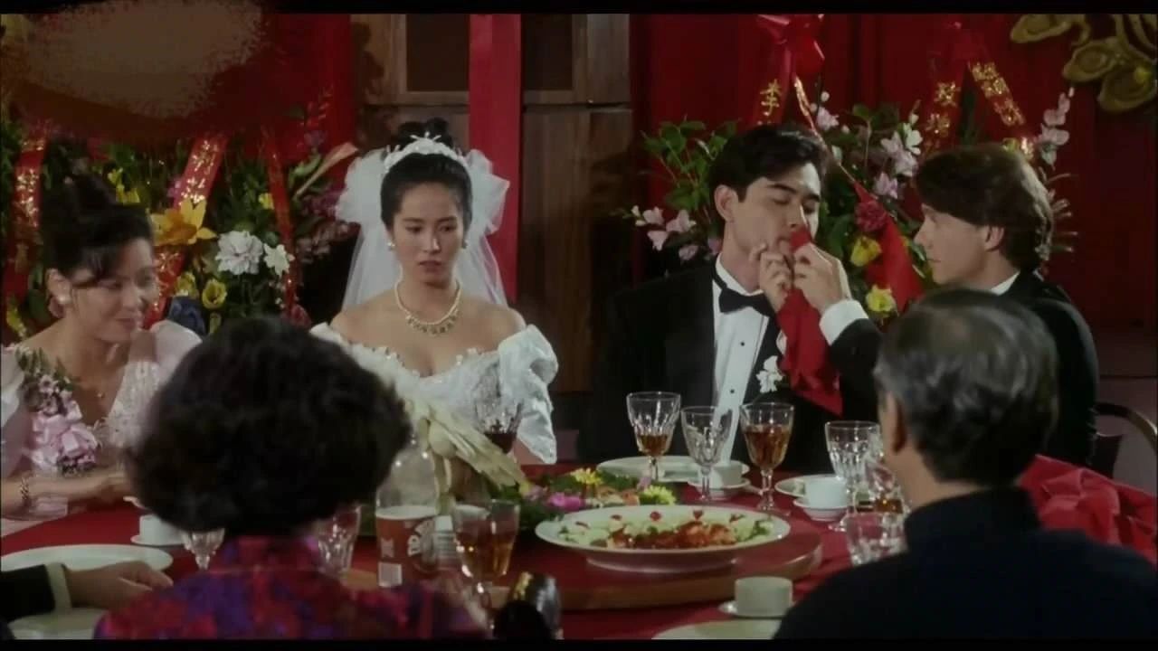 “講關(guān)系”“混圈子”，“圈子文化”為何讓人愛恨交加？