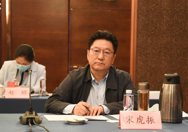 抓緊“面袋子”端穩(wěn)“肉盤(pán)子” 河南團(tuán)代表委員熱議農(nóng)業(yè)高質(zhì)量發(fā)展