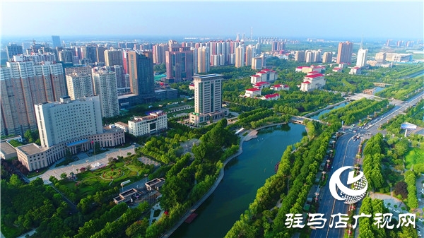  開發(fā)區(qū)深入推進綠化建設?    助力創(chuàng)建生態(tài)園林城市