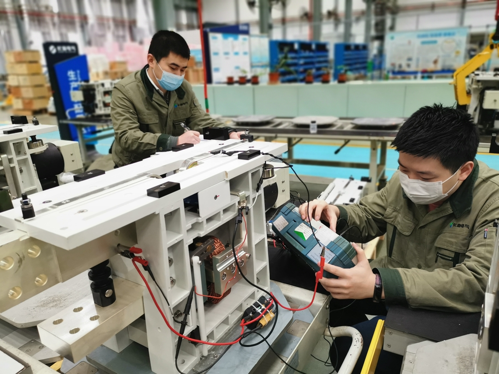 兩會(huì)“十問”讀懂總書記牽掛 八問：為何提出“湖北代表團(tuán)一定得來一下”？