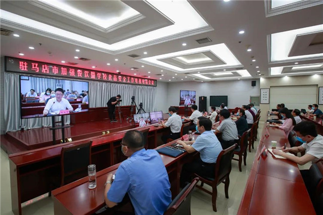 這10家店餐飲具抽檢不合格！秦淮人家、紅石崖、巧相廚、周師兄?、摩根兄弟、延姬、鑫康、重慶袍哥碼頭、德莊火鍋、田友牛肉湯“上榜”