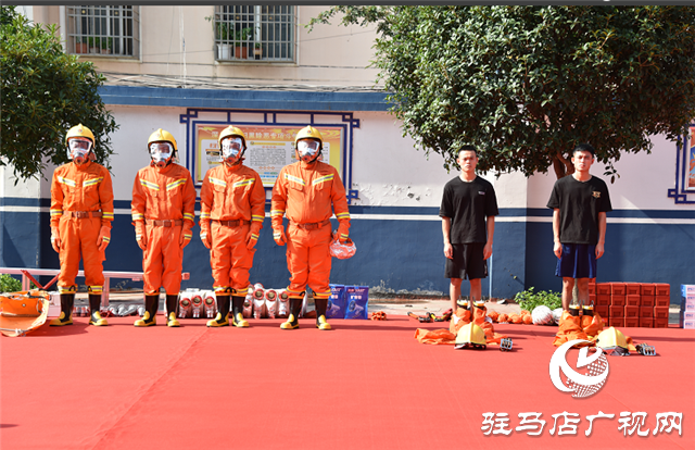 平輿縣鄉(xiāng)鎮(zhèn)街道消防網(wǎng)絡(luò)化管理達(dá)標(biāo)創(chuàng)建觀(guān)摩會(huì)