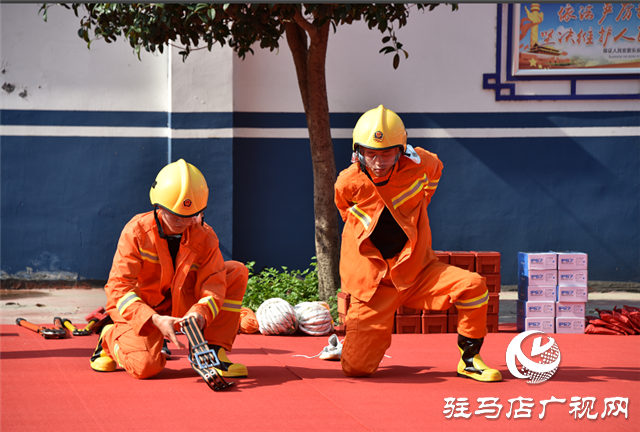平輿縣鄉(xiāng)鎮(zhèn)街道消防網(wǎng)絡(luò)化管理達(dá)標(biāo)創(chuàng)建觀(guān)摩會(huì)