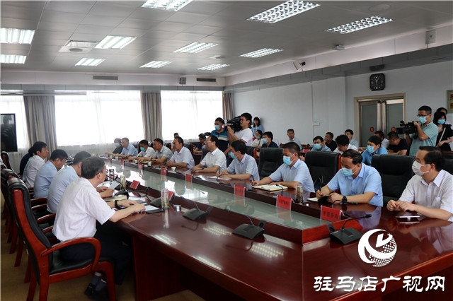 河南報(bào)業(yè)集團(tuán)與駐馬店市政府“牽手結(jié)緣”深化合作 共謀發(fā)展