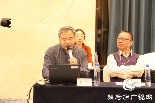 “科教影視論壇”讓2020中國農(nóng)民豐收節(jié)——第三屆中國農(nóng)民電影節(jié)“增收
