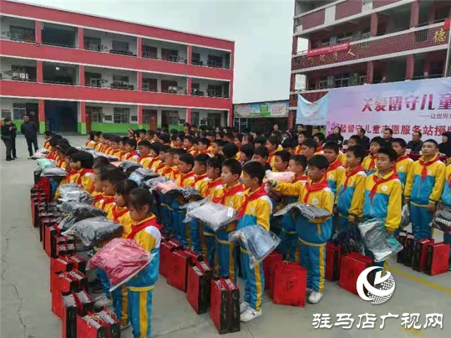 關(guān)愛(ài)留守兒童 ?讓愛(ài)不再缺席