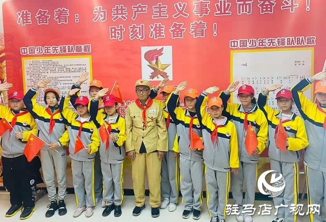  傳承和發(fā)揚(yáng)偉大的抗美援朝精神 做新時代好少年  ——聽中國人民志愿軍老戰(zhàn)士“李榮四爺爺”講抗美援朝的故事