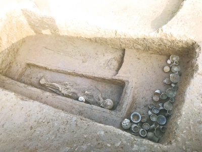 兵馬俑、唐三彩都是晚輩！ 4000年前貴族定制隨葬品長啥樣？