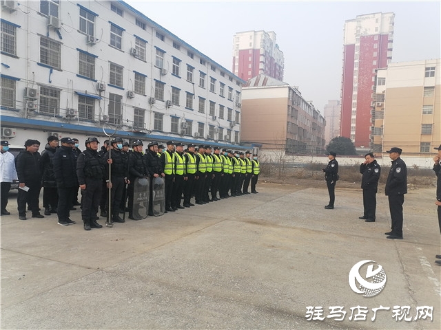 練為戰(zhàn)！平輿縣公安局特巡警大隊(duì)開展反恐防暴實(shí)戰(zhàn)演練