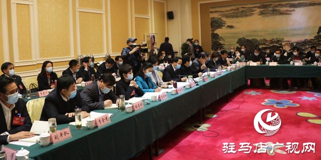 市政協(xié)召開(kāi)四屆四十七次主席會(huì)議