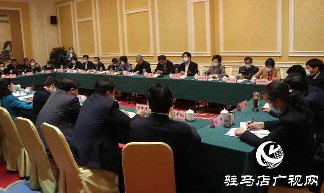 市政協(xié)召開(kāi)四屆四十七次主席會(huì)議