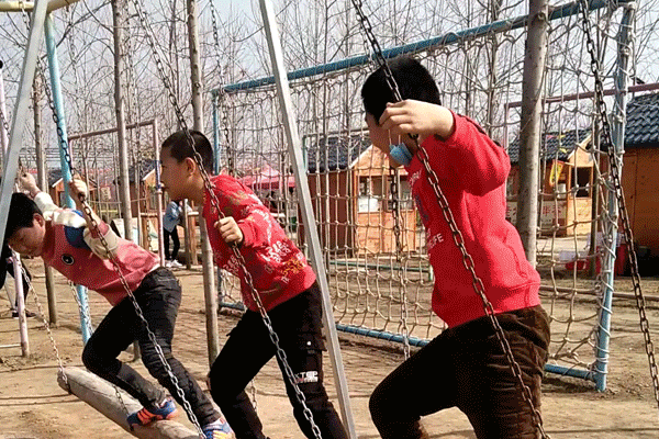 “播種希望·擁抱未來”植樹節(jié)戶外體驗活動開始啦！