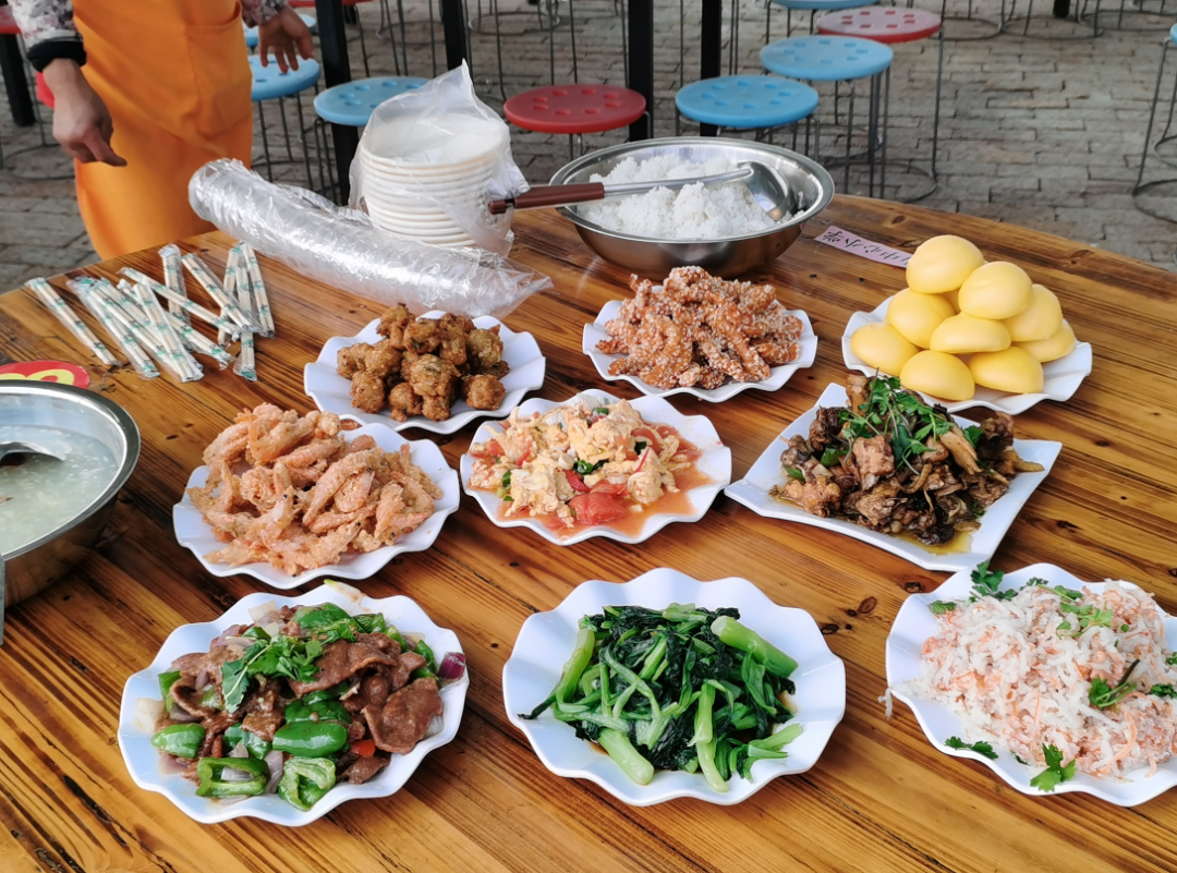 “播種希望·擁抱未來”植樹節(jié)戶外體驗活動開始啦！