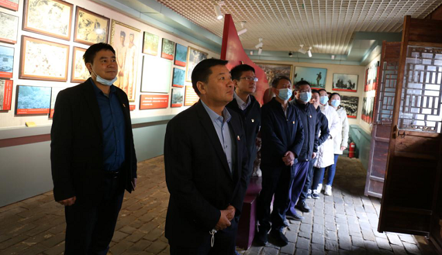 駐馬店市委網(wǎng)信辦黨支部 開展&ldquo;現(xiàn)場學(xué)黨史 邁步新征程&rdquo;活動