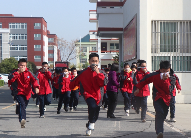 駐馬店市“尊重生命 健康成長”主題宣傳教育活動啟動