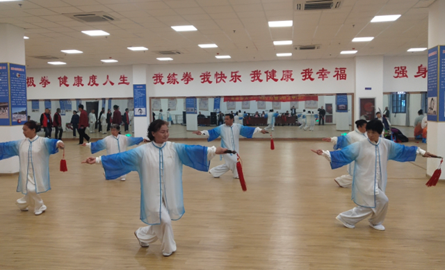 正陽縣“慶五一”職工運(yùn)動(dòng)會(huì)如火如荼