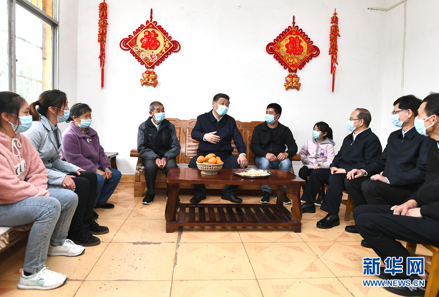 習(xí)近平：建設(shè)新時(shí)代中國(guó)特色社會(huì)主義壯美廣西