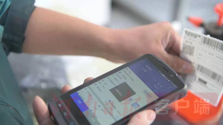 過(guò)度包裝泛濫 快遞綠色“瘦身”