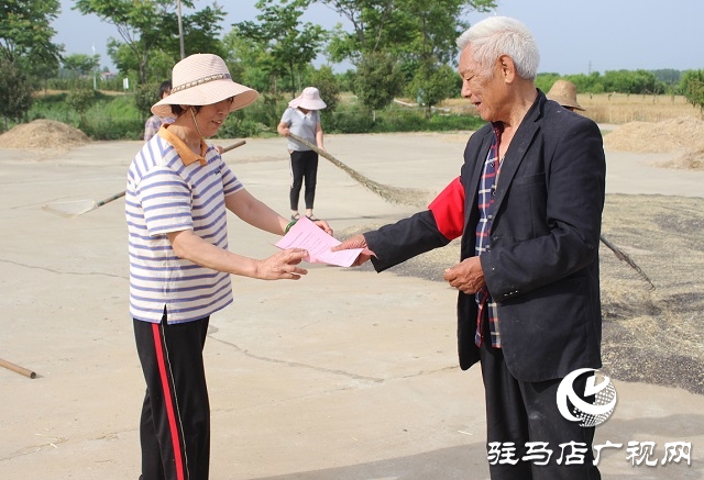 汝南縣古塔街道：脫貧戶(hù)當(dāng)上禁燒宣傳員