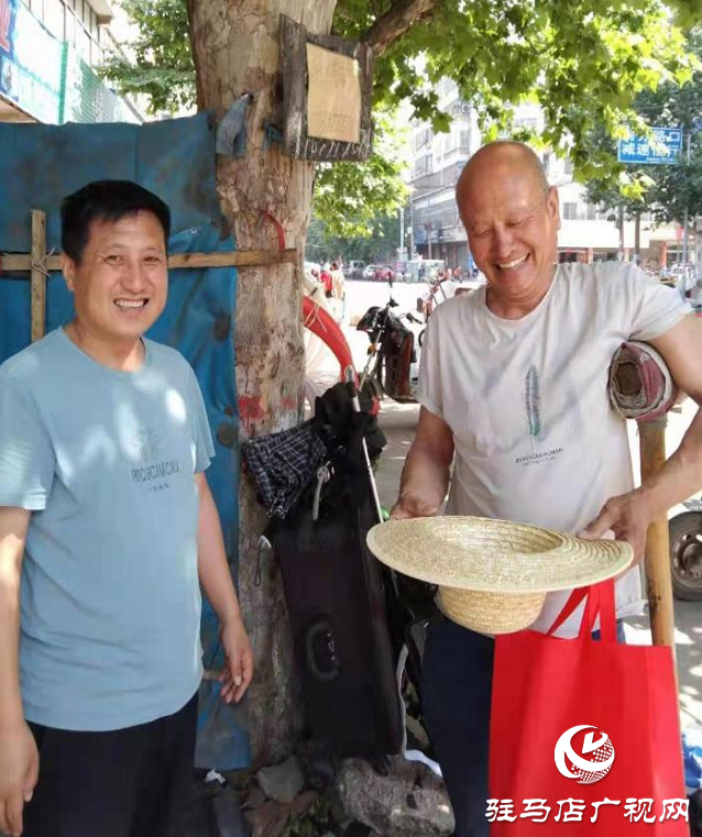 確山縣雙河鎮(zhèn):我為群眾辦實事 炎炎夏日送清涼