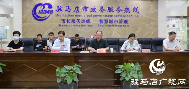市人大代表、政協(xié)委員現(xiàn)場接聽12345政務(wù)服務(wù)熱線 傾聽民情民意