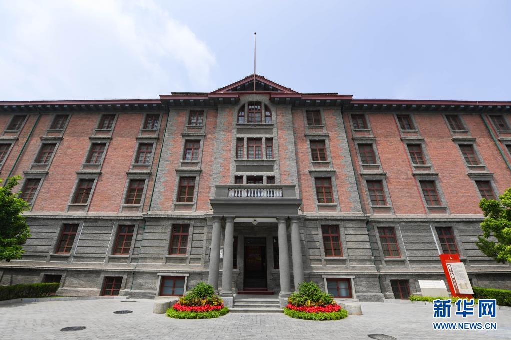 而今邁步從頭越——中國(guó)共產(chǎn)黨成立100周年慶典啟示