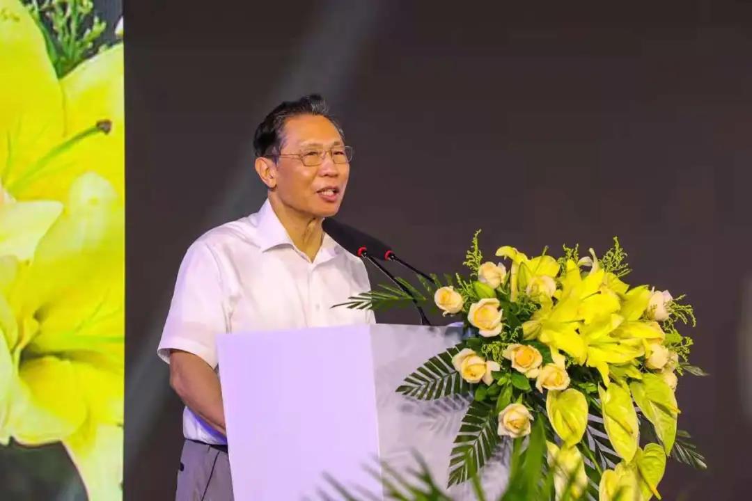 你關(guān)心的疫情問題，鐘南山給出最新研判