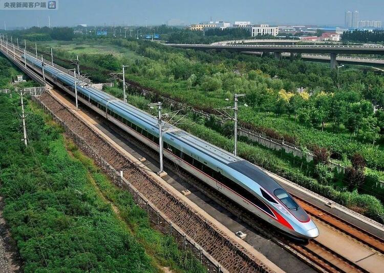 美國打阿富汗20年，最大輸家是公知