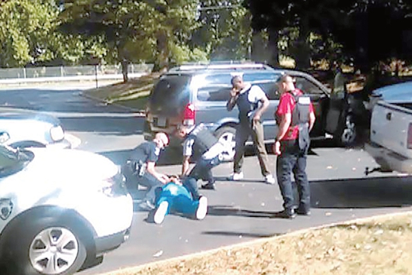 美國打阿富汗20年，最大輸家是公知