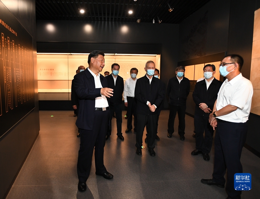 習(xí)近平在河北承德考察時強(qiáng)調(diào) 貫徹新發(fā)展理念弘揚(yáng)塞罕壩精神 努力完成全年經(jīng)濟(jì)社會發(fā)展主要目標(biāo)任務(wù)