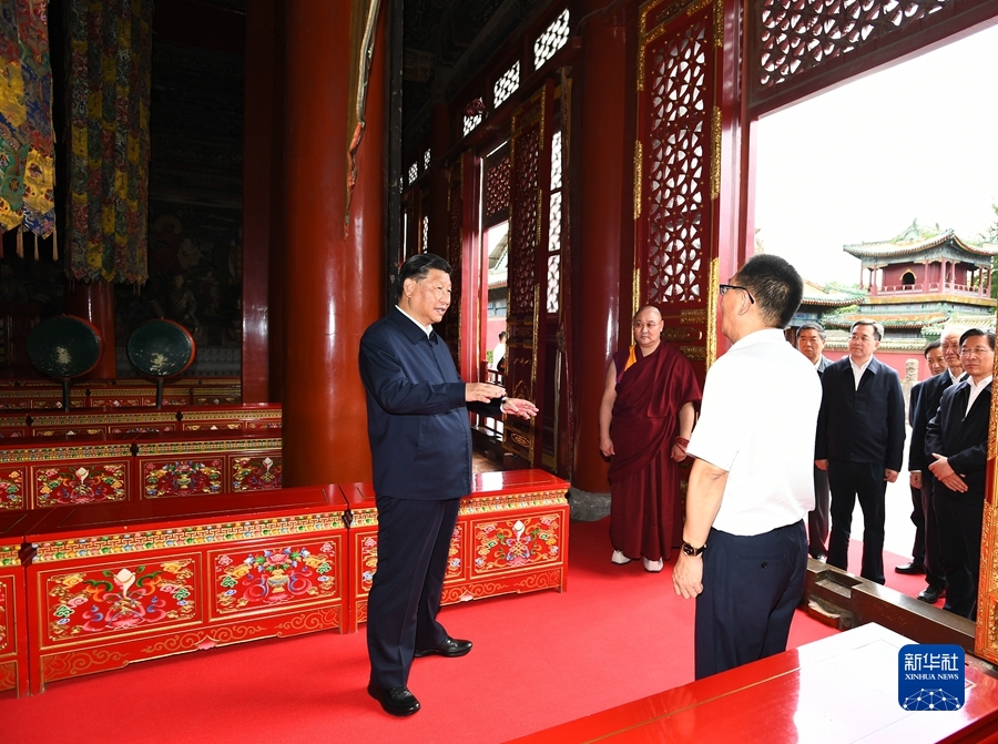 習(xí)近平在河北承德考察時強(qiáng)調(diào) 貫徹新發(fā)展理念弘揚(yáng)塞罕壩精神 努力完成全年經(jīng)濟(jì)社會發(fā)展主要目標(biāo)任務(wù)