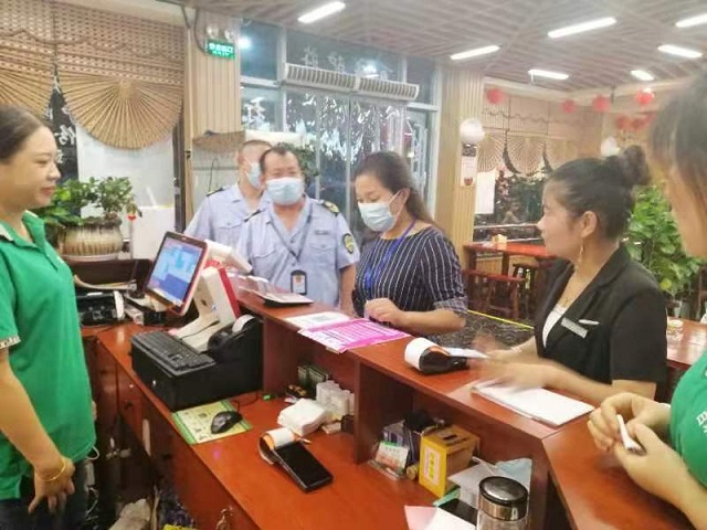 國慶期間駐馬店市紀(jì)檢監(jiān)察機關(guān)開展落實中央八項規(guī)定精神監(jiān)督檢查