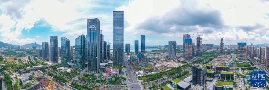 不可逆轉(zhuǎn)的歷史進(jìn)程&mdash;&mdash;從以習(xí)近平同志為核心的黨中央引領(lǐng)新時(shí)代變革性實(shí)踐看實(shí)現(xiàn)中華民族偉大復(fù)興