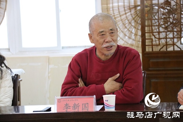駐馬店職業(yè)技術(shù)學(xué)院舉辦學(xué)習(xí)習(xí)近平在中國文聯(lián)十一大、中國作協(xié)十大開幕式上的講話精神座談會