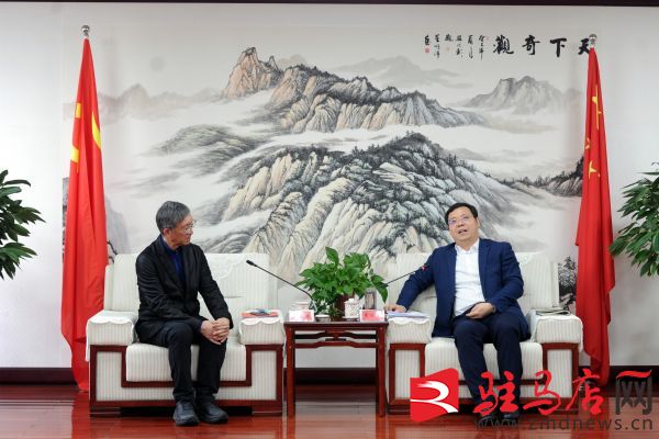 李躍勇會(huì)見美國醫(yī)學(xué)科學(xué)院國際院士勵(lì)建安一行