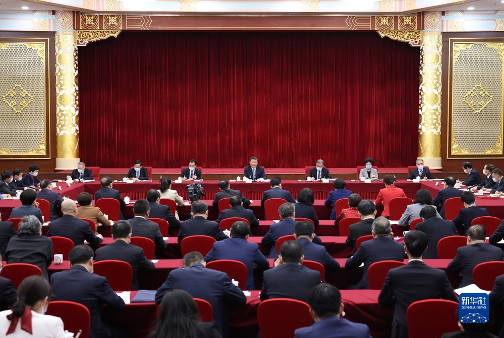 習(xí)近平看望參加政協(xié)會議的農(nóng)業(yè)界社會福利和社會保障界委員