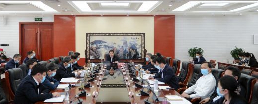 李躍勇主持召開(kāi)駐馬店市政府常務(wù)會(huì)議