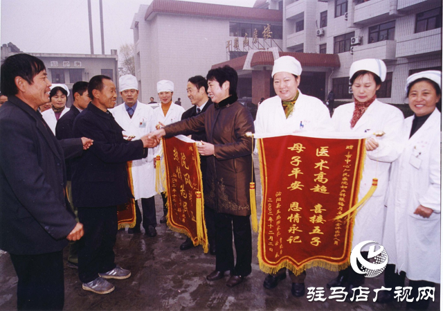 點(diǎn)贊！駐馬店市中心醫(yī)院張梅月被評(píng)為中國(guó)好醫(yī)生！