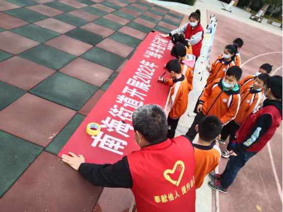 驛城區(qū)南海街道開(kāi)展“掃黃打非”進(jìn)校園活動(dòng)