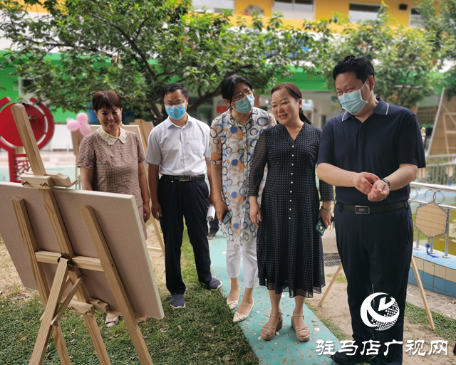駐馬店市教育局局長(zhǎng)牛清泉深入駐馬店市實(shí)驗(yàn)幼兒園調(diào)研