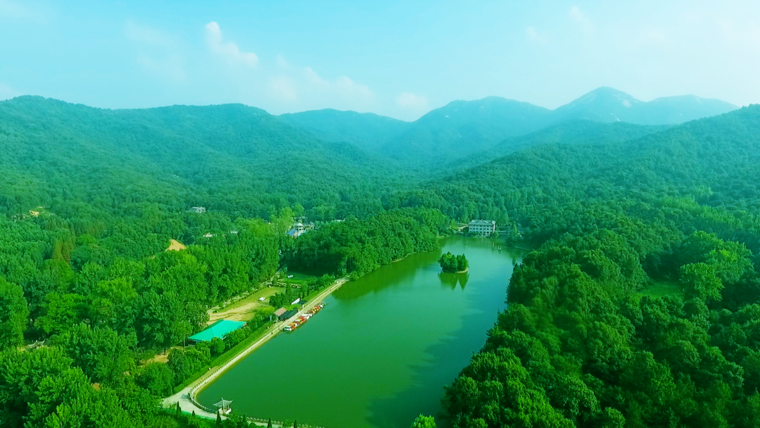 免費(fèi)游玩、國(guó)風(fēng)游園、文化大餐……端午節(jié)河南文旅消費(fèi)強(qiáng)勁復(fù)蘇，各大景區(qū)鉚足了干勁兒