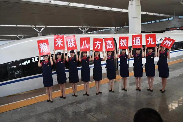 濟(jì)鄭高鐵濮鄭段、鄭州航空港站迎來首批體驗(yàn)者