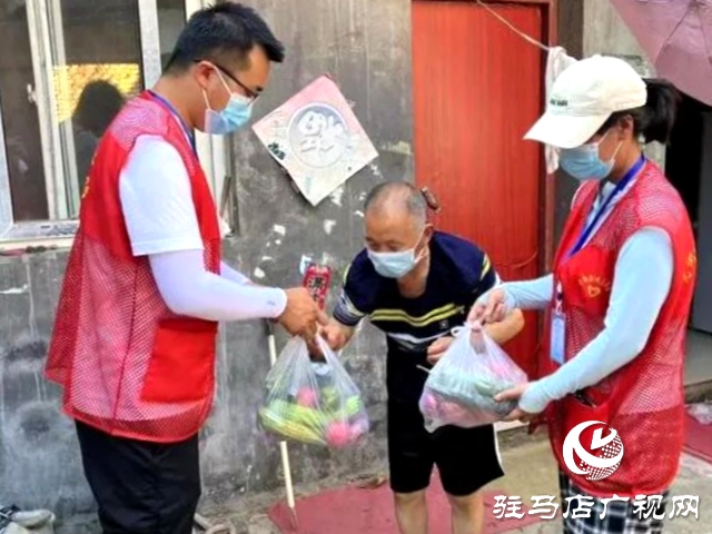 “代買(mǎi)代購(gòu)”解民憂 互幫互助暖人心