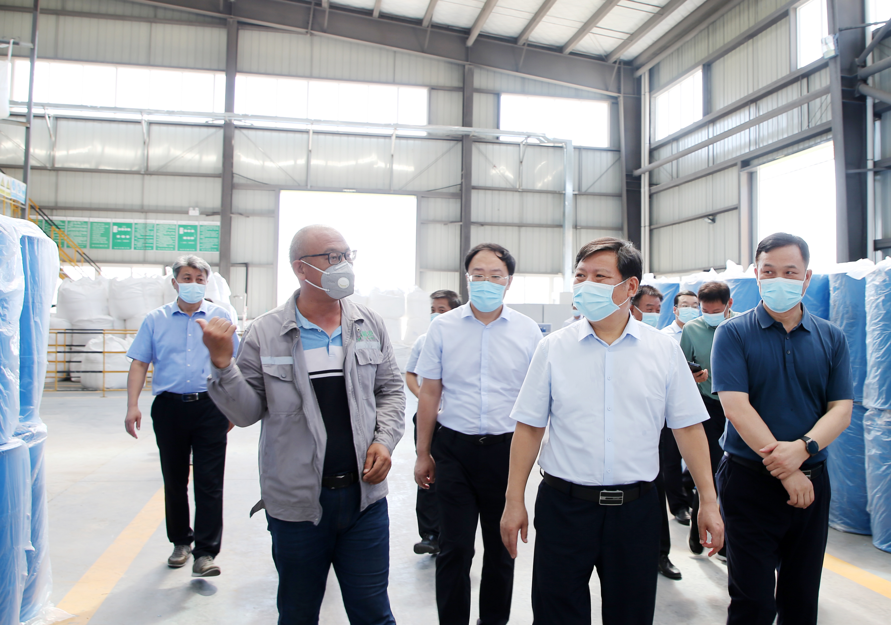 鮑常勇到高新區(qū)調研企業(yè)發(fā)展項目建設