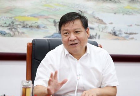 鮑常勇主持召開“中國(guó)藥谷”建設(shè)情況匯報(bào)會(huì)