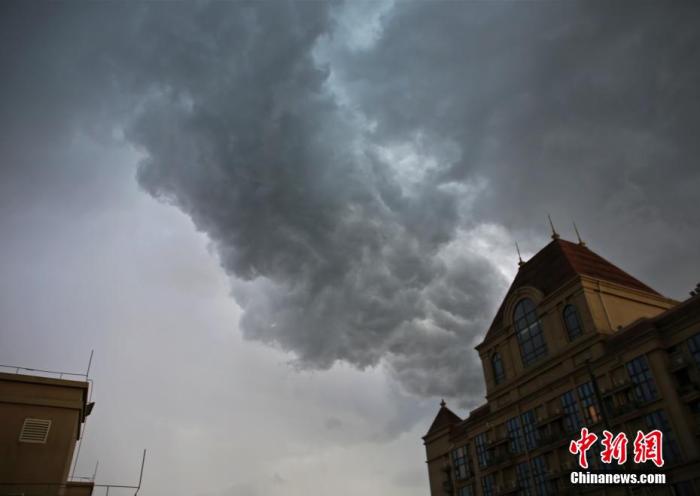 進(jìn)入雷電天氣高發(fā)期，如何才能有效防雷？