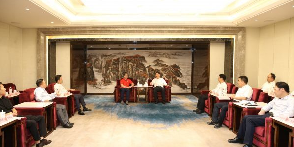 鮑常勇會見360集團創(chuàng)始人、董事長周鴻祎一行